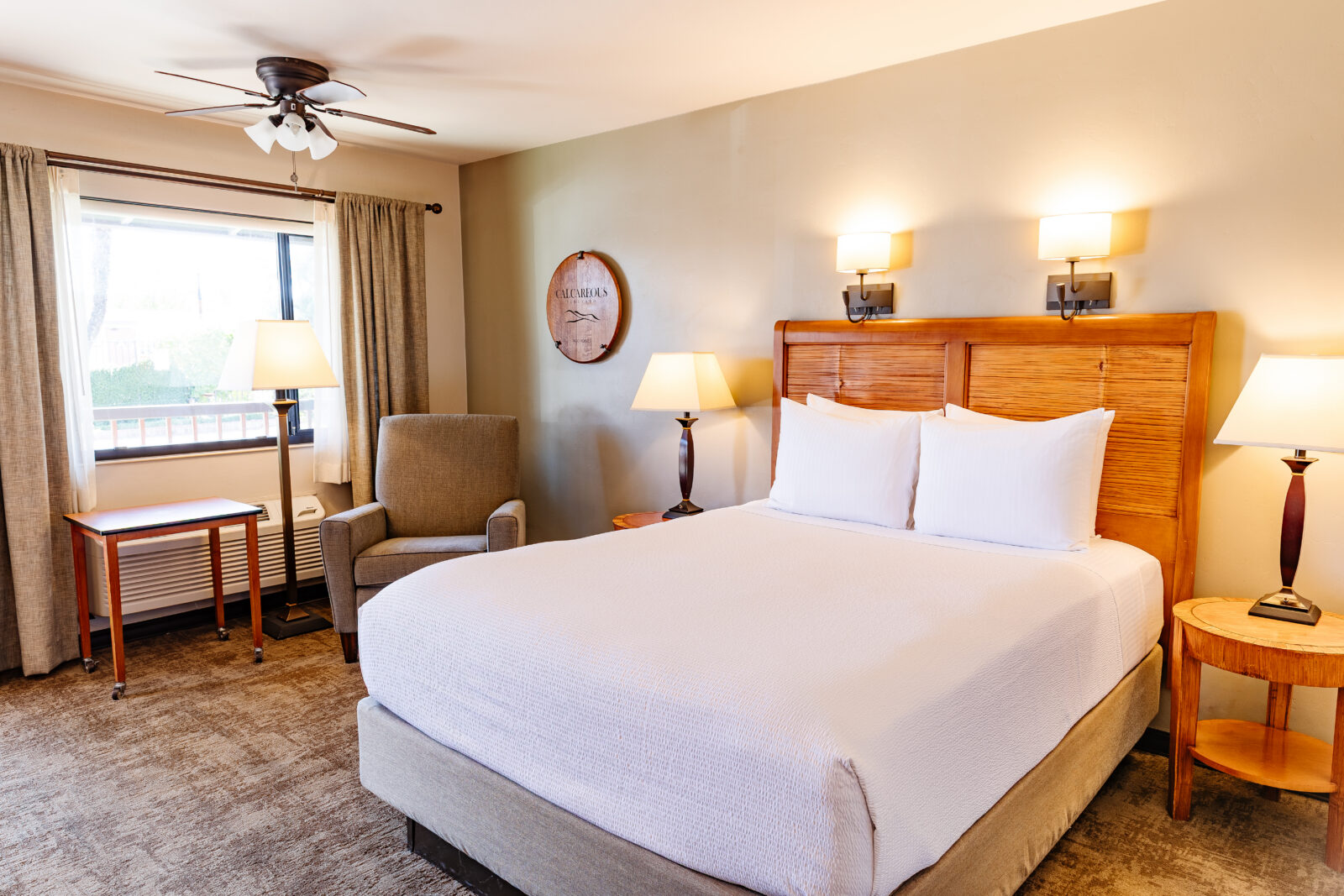 STANDARD QUEEN ROOM